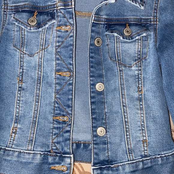 Jean jacket - Picture 2 of 4